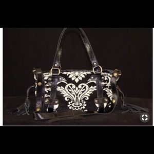 I’m in search of the rock star mini bag, travel